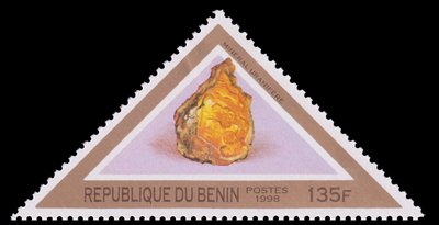 Minéral uranifère (timbre) - Bénin - 1998 -- 02/08/08 Minéral uranifère (timbre) - Bénin - 1998 -- 02/08/08