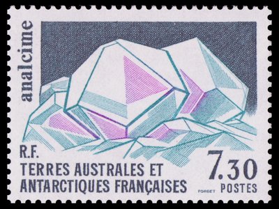 Analcime (timbre) - Terres Australes et Antartiques Françaises - 1989 -- 01/07/08 Analcime (timbre) - Terres Australes et Antartiques Françaises - 1989 -- 01/07/08